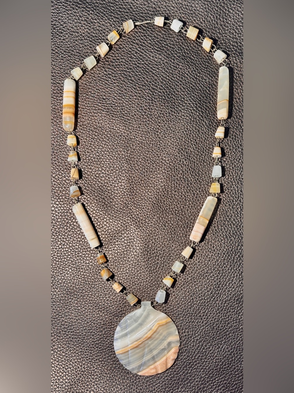Vintage Aztec Hand Carved Natural Banded Agate Beaded 55mm Pendant Necklace 22”